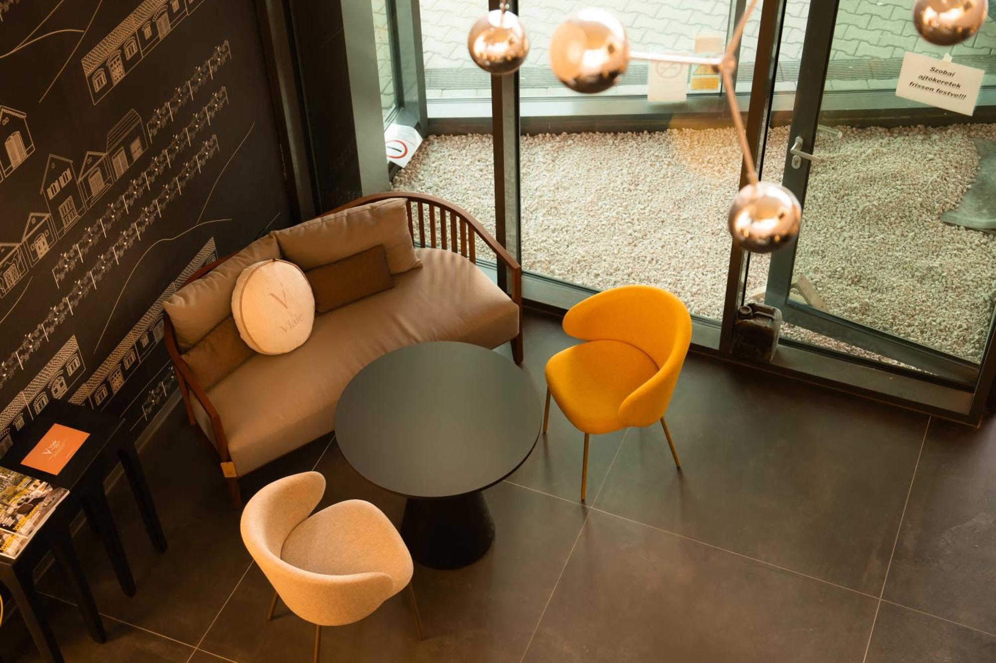 Viale Boutique Hotel Villány Exteriör bild