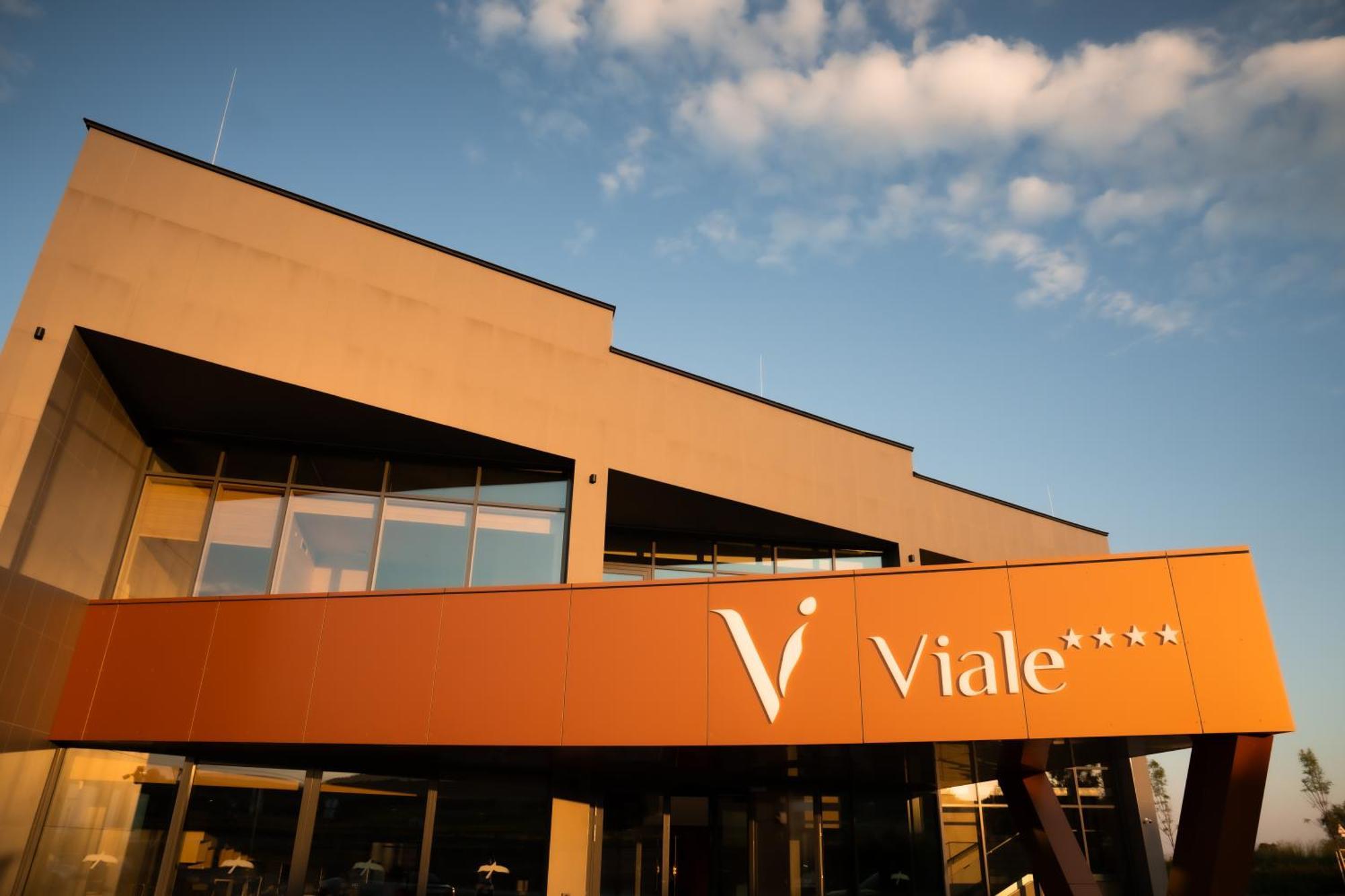 Viale Boutique Hotel Villány Exteriör bild